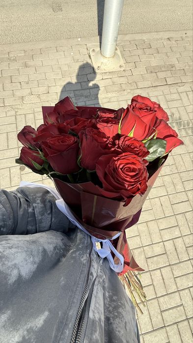 Букет из 26 красных роз — срочно