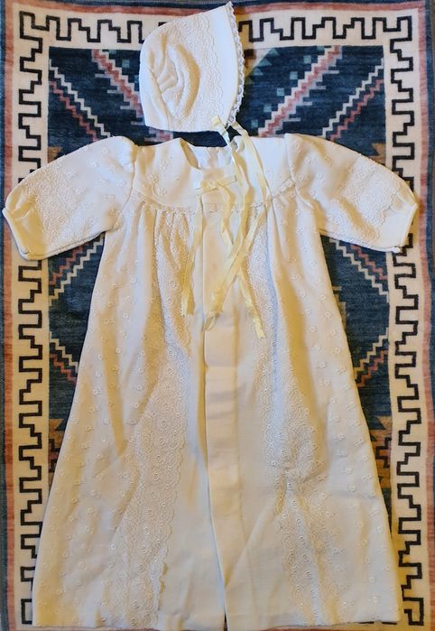 Продам костюм на младенца, ребёнка, малыша, на выписку