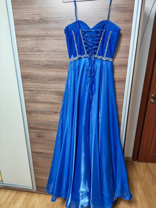 Бална синя рокля
