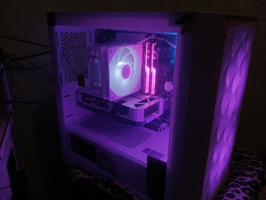 мощный игровой компьютер 4060 ,  Intel Core i5 12400F