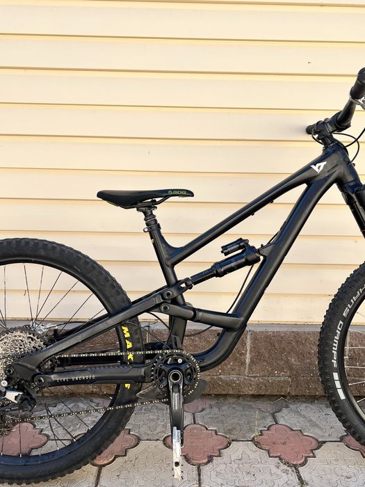 YT Capra M-size Mullet