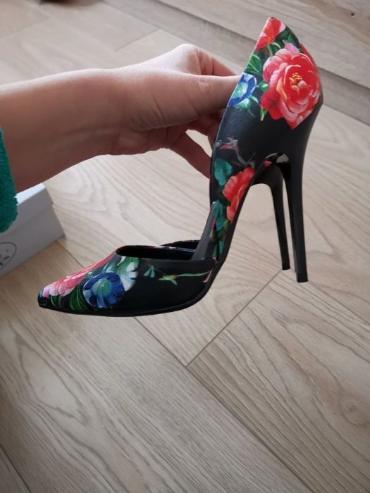 Обувки на ток Steve Madden