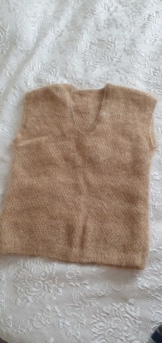 Жилет из шерсти с мохером Пряжа Италия