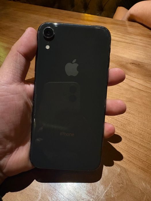 Продам айфон XR 128gb