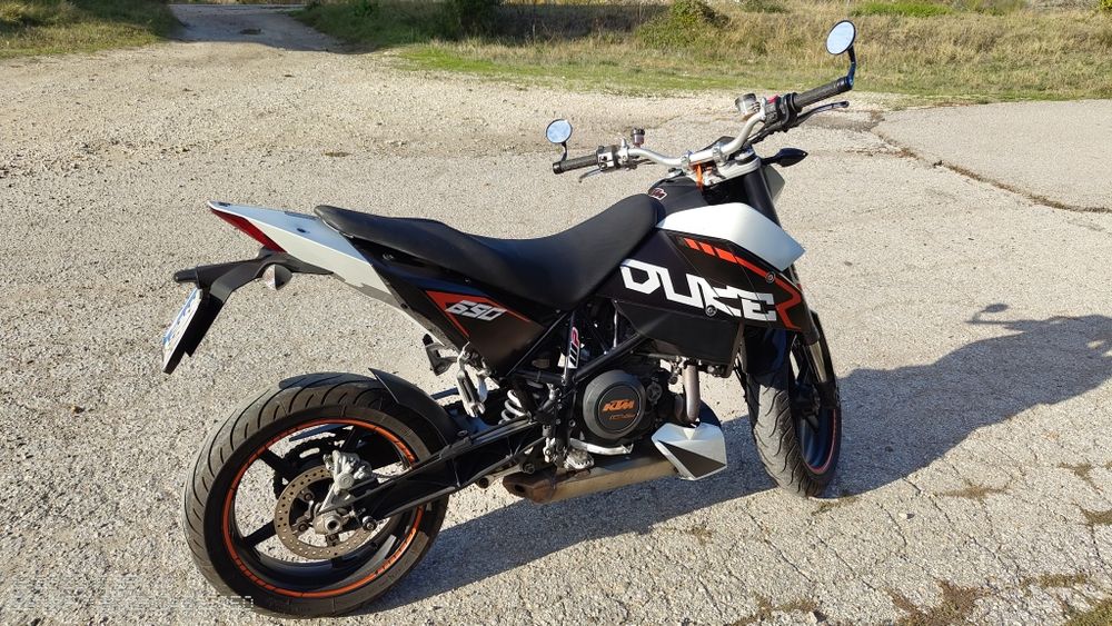 KTM Duke 690 LC4