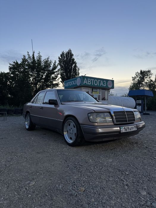Продам Mercedes Benz w124