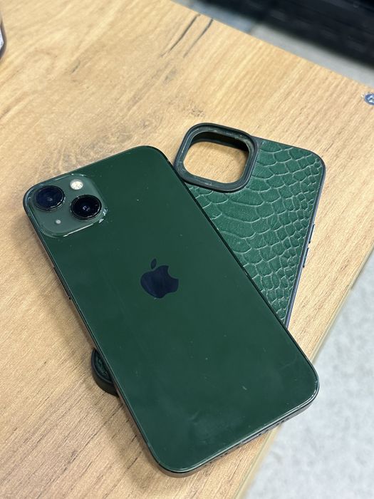 В продаже iphone 13