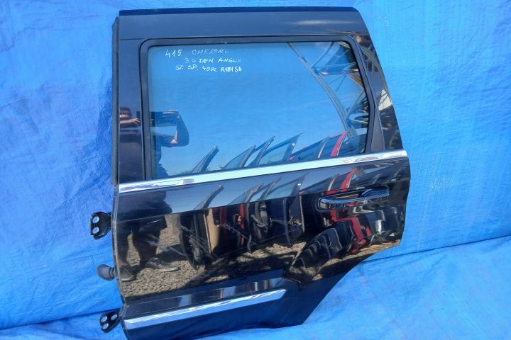 Usa / Portiera spate stanga Jeep Grand Cherokee WK