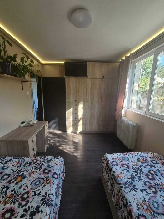Двустаен ап. под наем в кв. Толстой