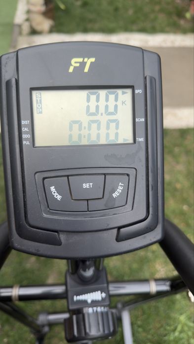 Bicicletă eliptică Fitkraft – stare foarte bună