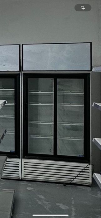 Витринный холодильник