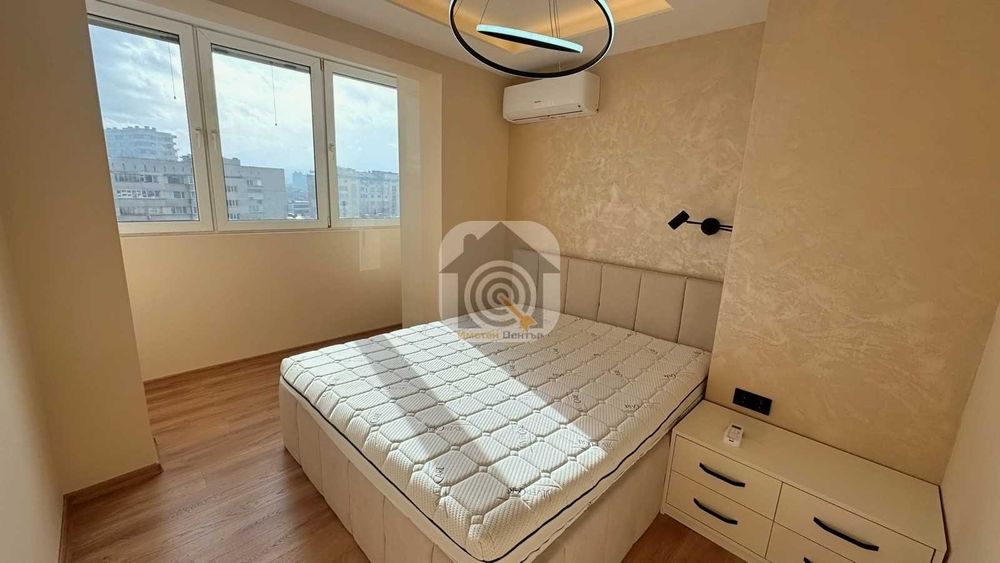 Продава се Двустаен апартамент в София, Красно село - 50 кв.м за 2018 €/кв.м - Снимка #8