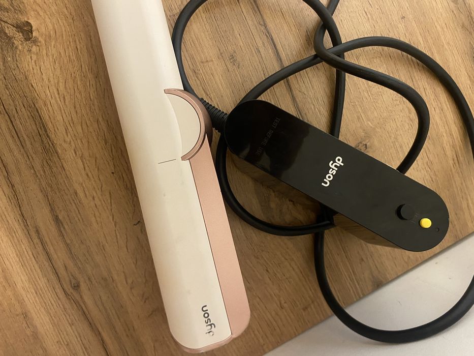 Продаю оригинальный Dyson Airstrait HT01 Ceramic Pink