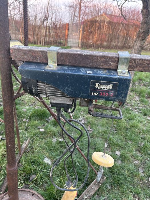 Troliu electric de ridicat
