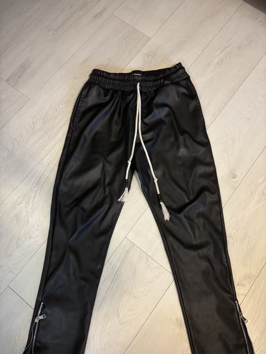 Pantaloni de la yr din piele