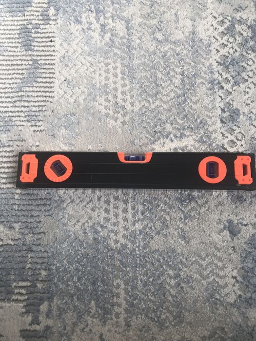 Уровень новый 40 см