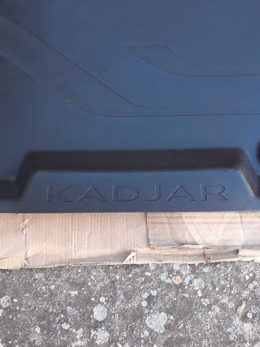 Presuri / covorase auto cauciuc pt. RENAULT Kadjar,an 2015 - 2022