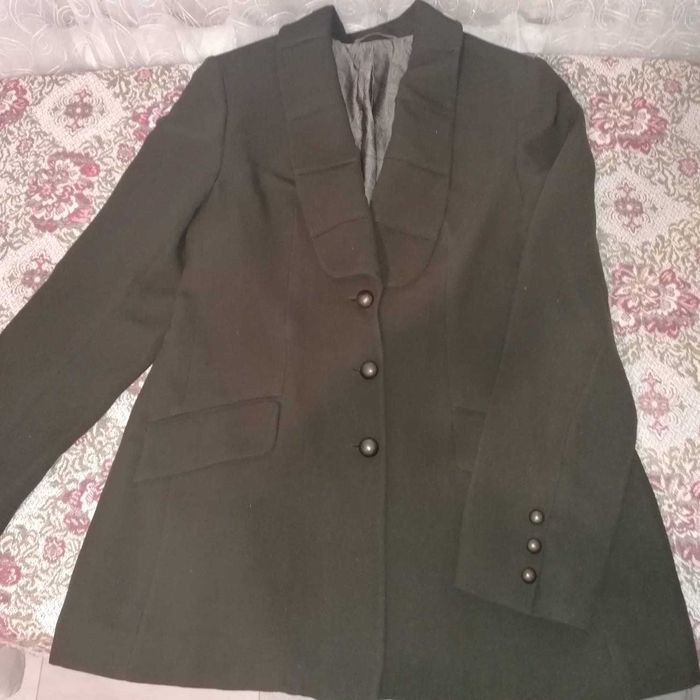 Женская одежда б/у в хорошем состоянии