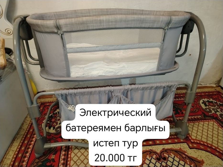 Стулчик для ребёнка и кравать