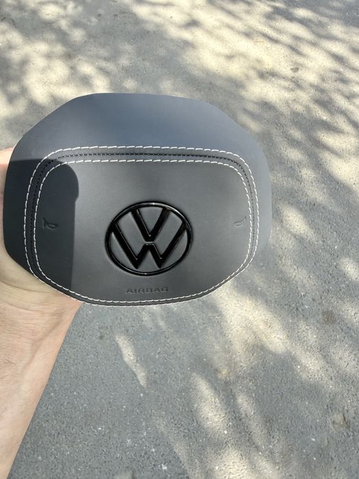 Vând capac airbag îmbrăcat in piele gama Vag