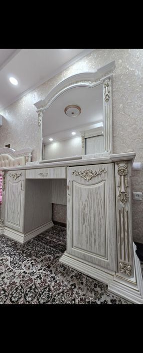 Срочно продам! Комод спальный) не хватает места в комнате