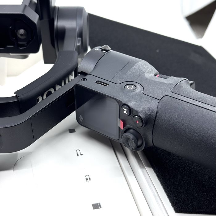Stabilizator/Gimbal DJI RS3 Mini | NOU | Desigilat | Factura + Garantie | Pret Fix |
