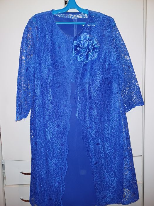 Продам платье недорого