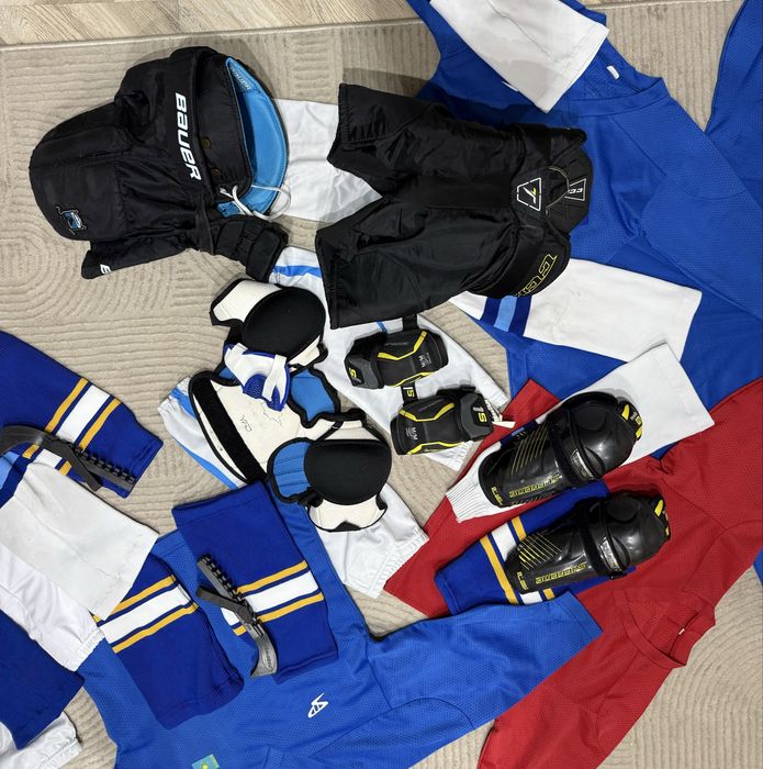 2 хокейной формы