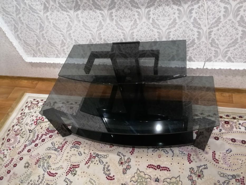 Подставка под телевизор