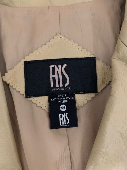 palton de piele adevărata, pe corp