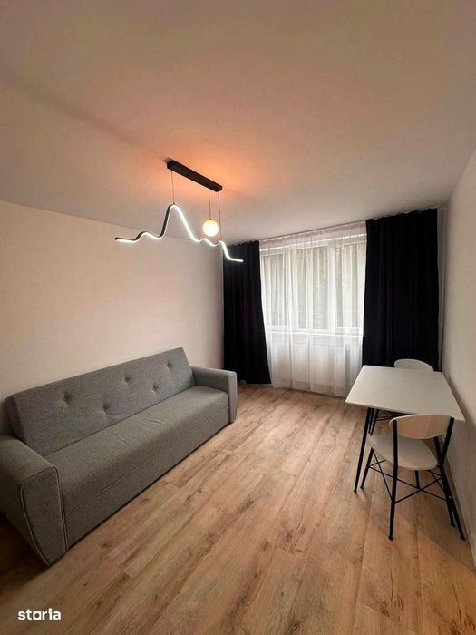De inchiriat apartament cu 2 camere si balcon, renovat, etajul 2