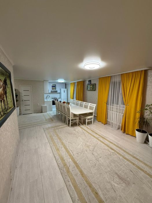 Продаю дом двухэтажный