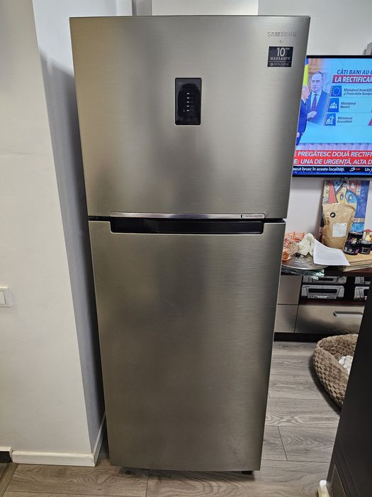 Frigider samsung