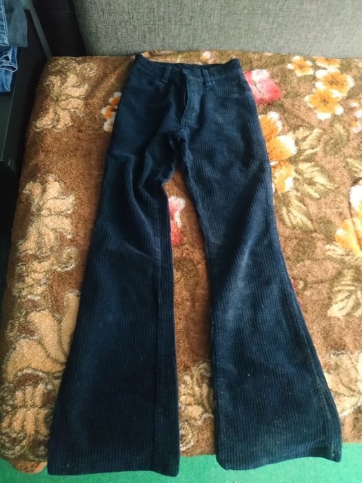 Продам джинсы фирменные