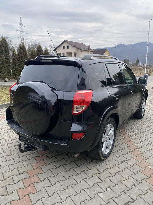 Dezmembrez / piese Toyota RAV4