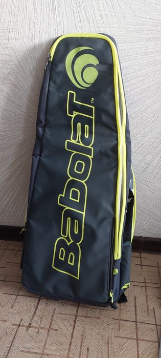 Продам теннисную сумку Babolat