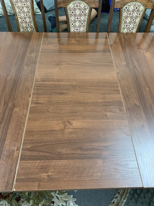 Продается стол со стульями. Стулья можно отдельно