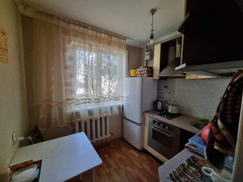 2 комн Центр,Рахмет,10 школа