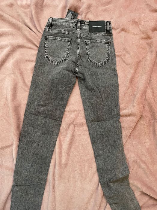 Дамски дънки Dsquared2