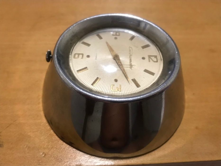 Часовник за волан Centromatic center watch