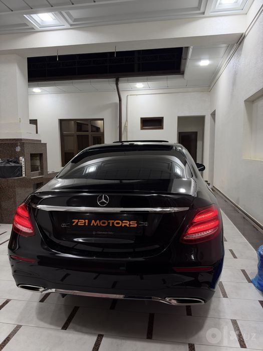 Mercedes Benz W213 E300