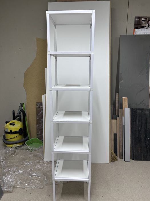 Продаю стойку для вешей