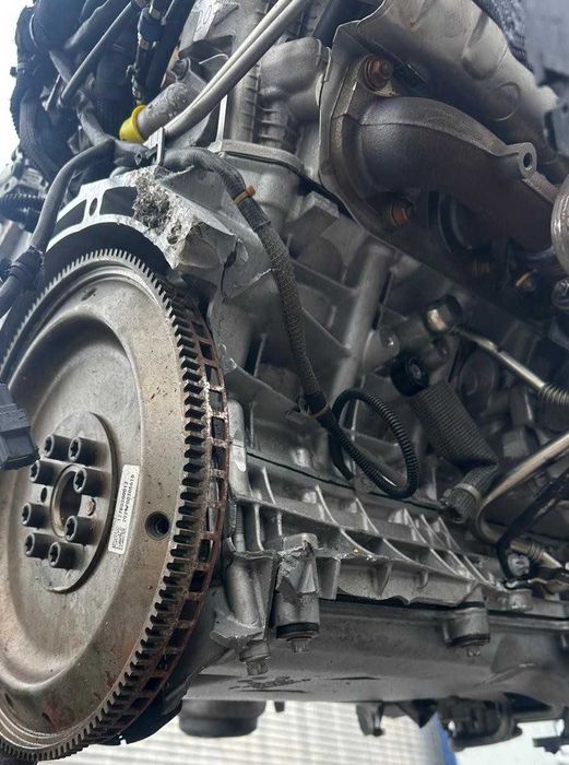 Piese Motor Mercedes OM275 V12