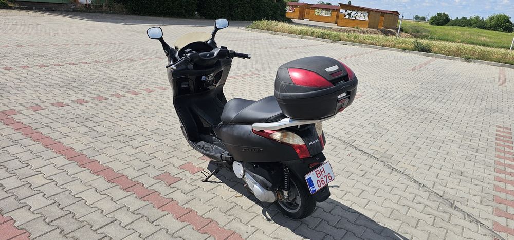 Honda s-wing 125