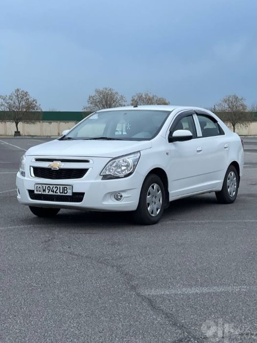 Автоинструктор - автомобилни хавфсиз бошкариш. Кобальт автомат.