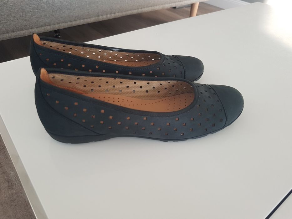 Balerini de piele Gabor
