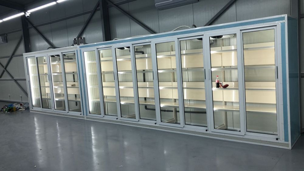 vitrina verticala bauturi