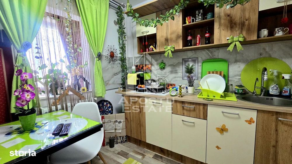 Apartament cu 2 camere de vanzare, decomandat, renovat, Girocului