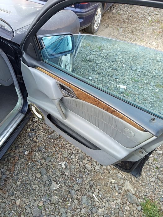 Мерцедес Е 250 турбо дизел