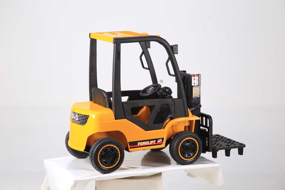 Motostivuitor electric pt. copii JD0B 2x45W cu Mp4 si furca electrica